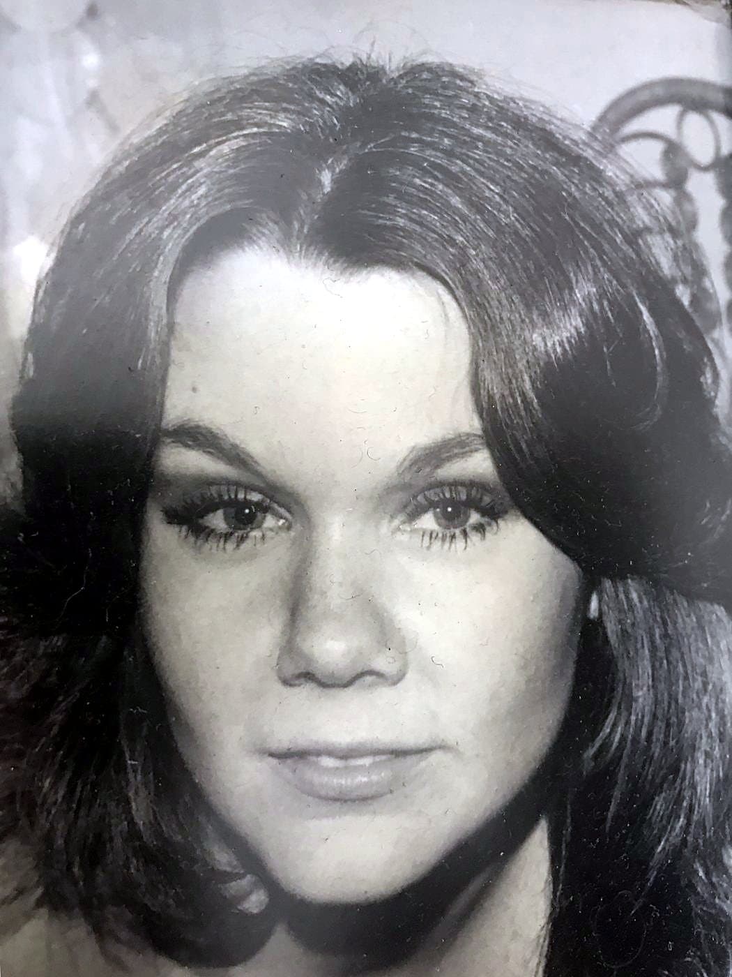 Black-and-white portrait of Eve Hess as a young woman